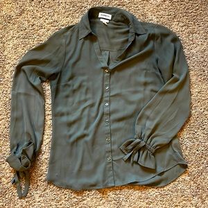 Express Portofino shirt, olive green, women’s small slim